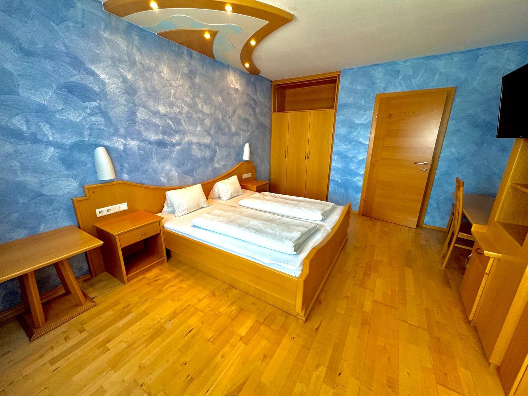 Pension Seeblick Moerbisch Am See Exterior photo